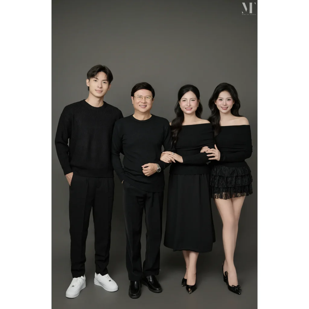 chụp ảnh gia đình phong cách sang trọng - ảnh 1